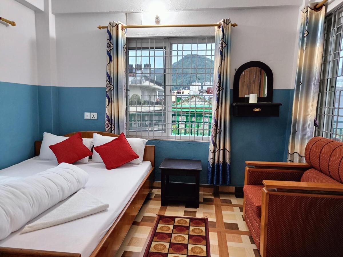 R&R Guest House Pokhara Exterior photo