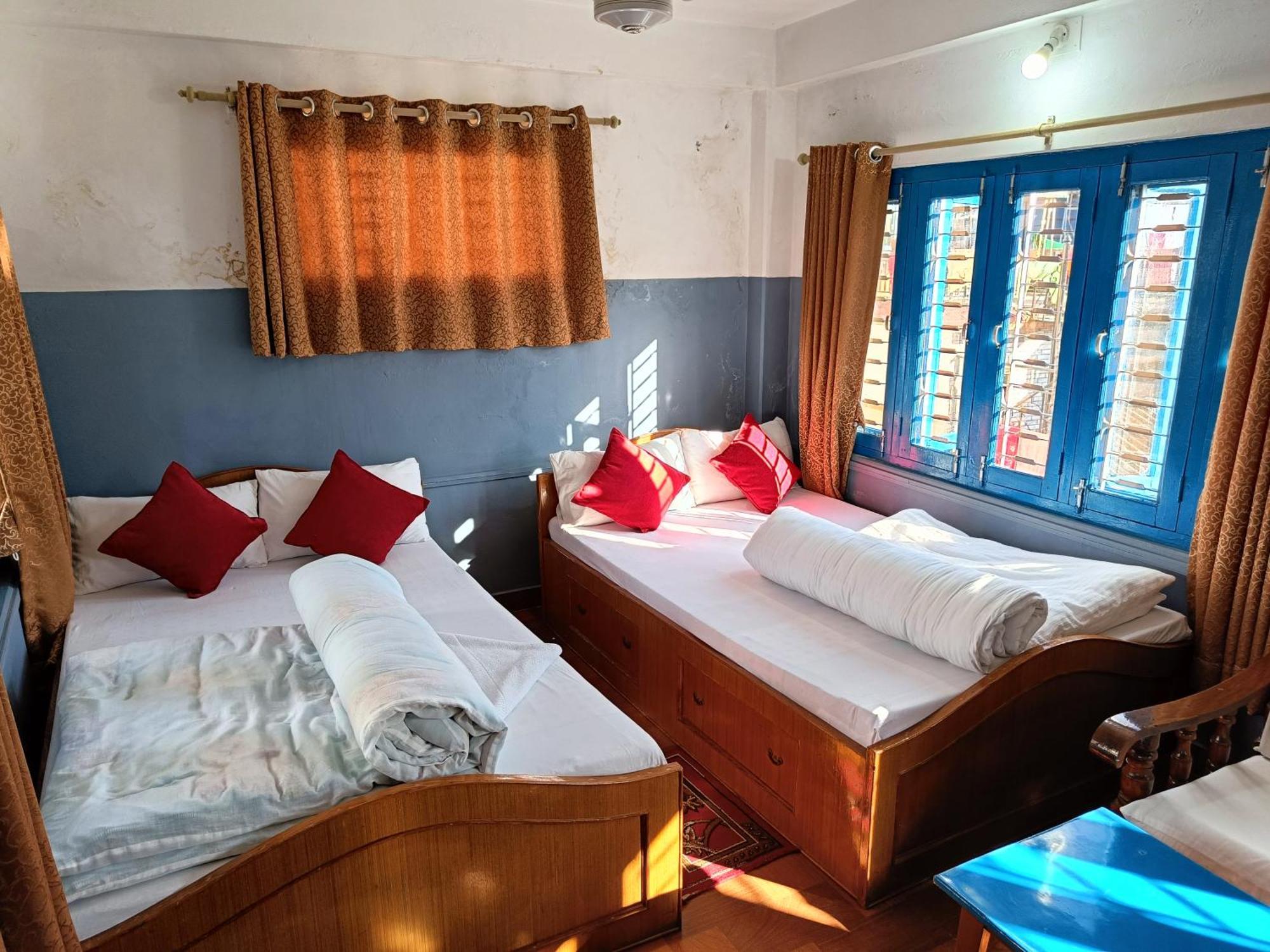R&R Guest House Pokhara Room photo